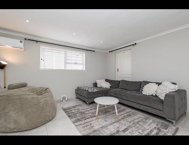 3 BEDROOM HOUSE FOR SALE IN SUNNINGDALE